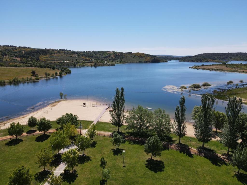 Quinta Da Libelinha Alojamento Local - Мирандела Екстериор снимка