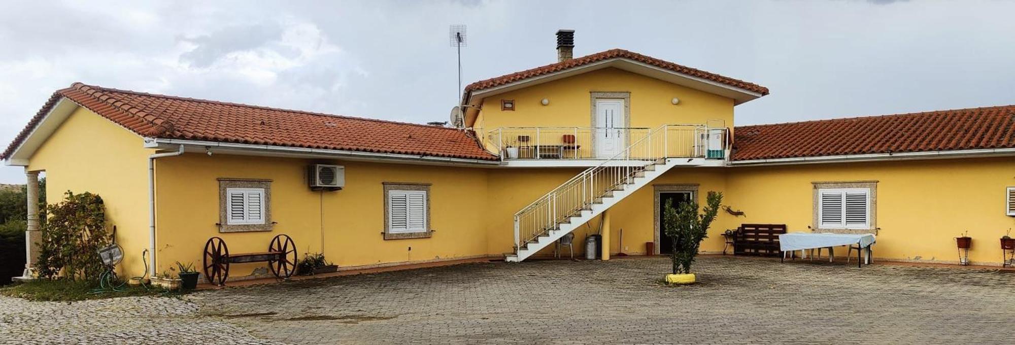 Quinta Da Libelinha Alojamento Local - Мирандела Екстериор снимка