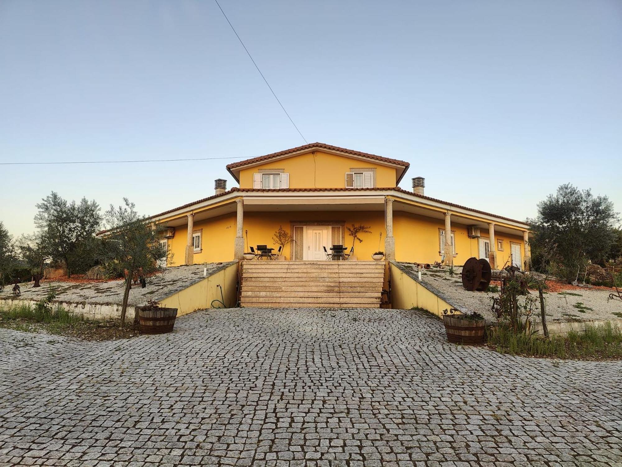Quinta Da Libelinha Alojamento Local - Мирандела Екстериор снимка